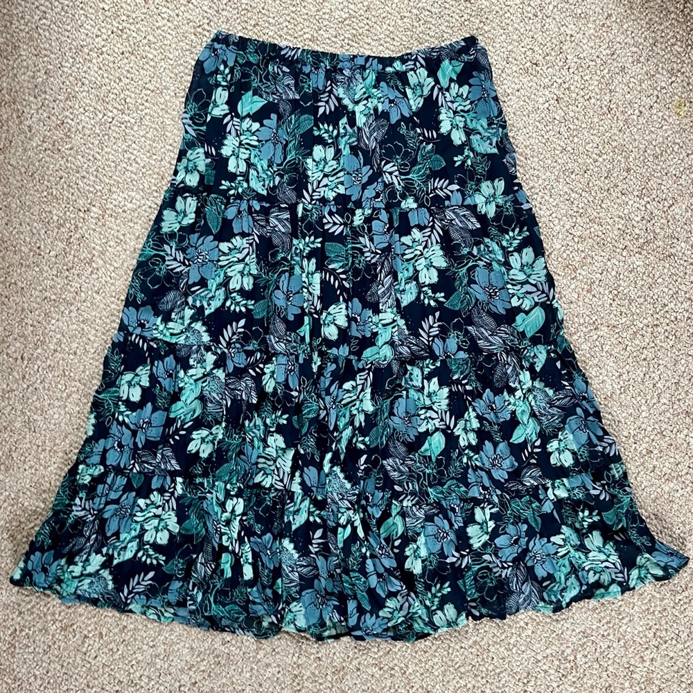 White Stag Blue and green floral maxi skirt with ruffles